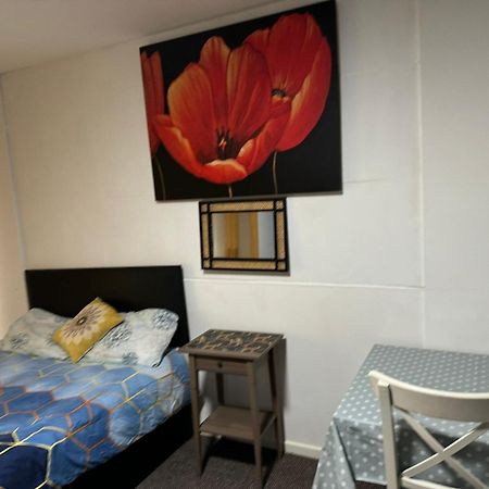 كرولي Gatwick Star Night Stay - Gatwick المظهر الخارجي الصورة