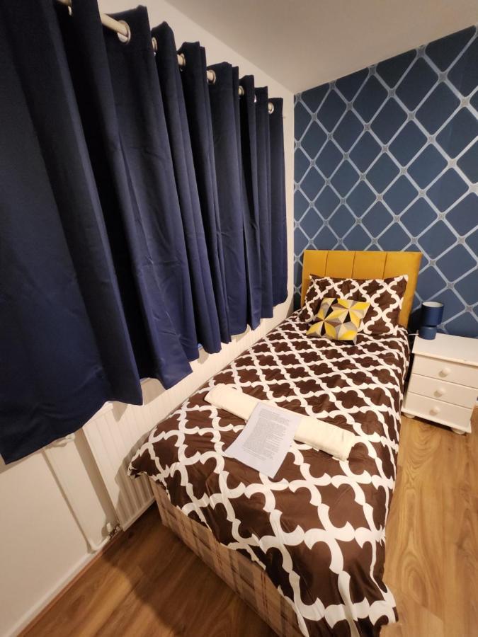 كرولي Gatwick Star Night Stay - Gatwick المظهر الخارجي الصورة