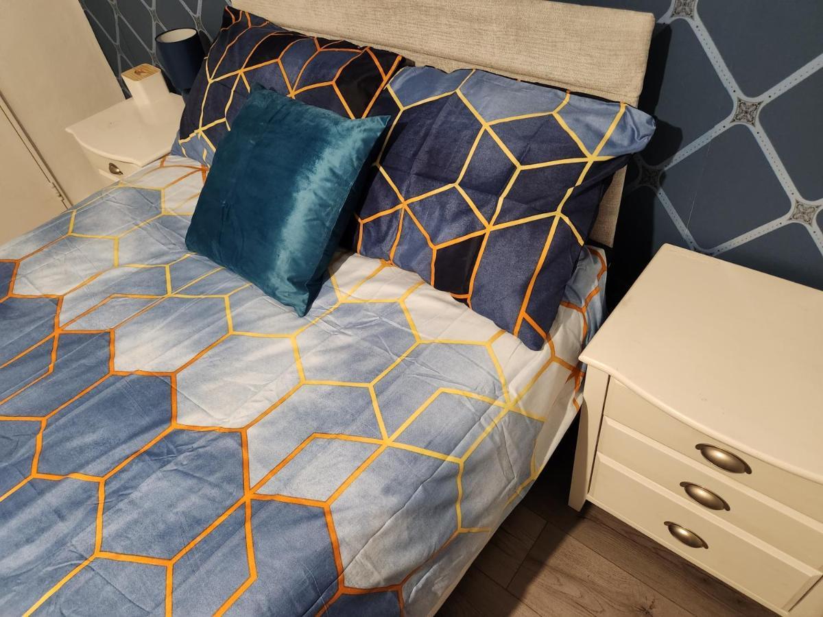 كرولي Gatwick Star Night Stay - Gatwick المظهر الخارجي الصورة