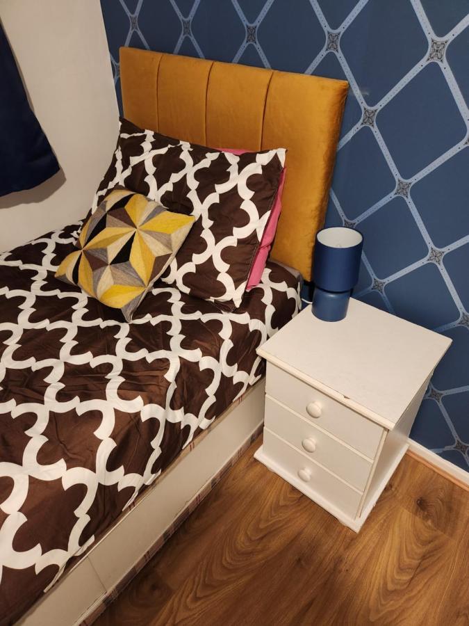 كرولي Gatwick Star Night Stay - Gatwick المظهر الخارجي الصورة