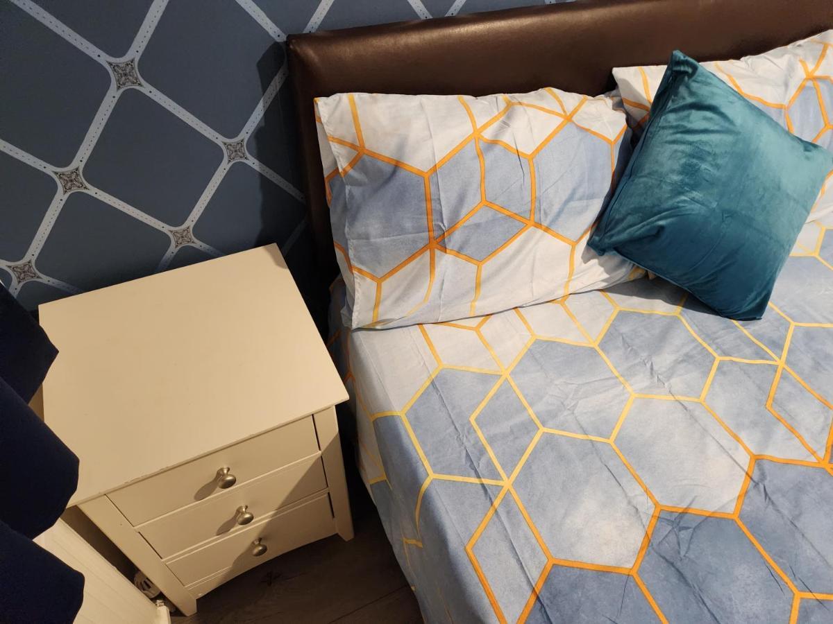كرولي Gatwick Star Night Stay - Gatwick المظهر الخارجي الصورة
