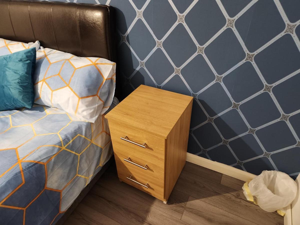 كرولي Gatwick Star Night Stay - Gatwick المظهر الخارجي الصورة